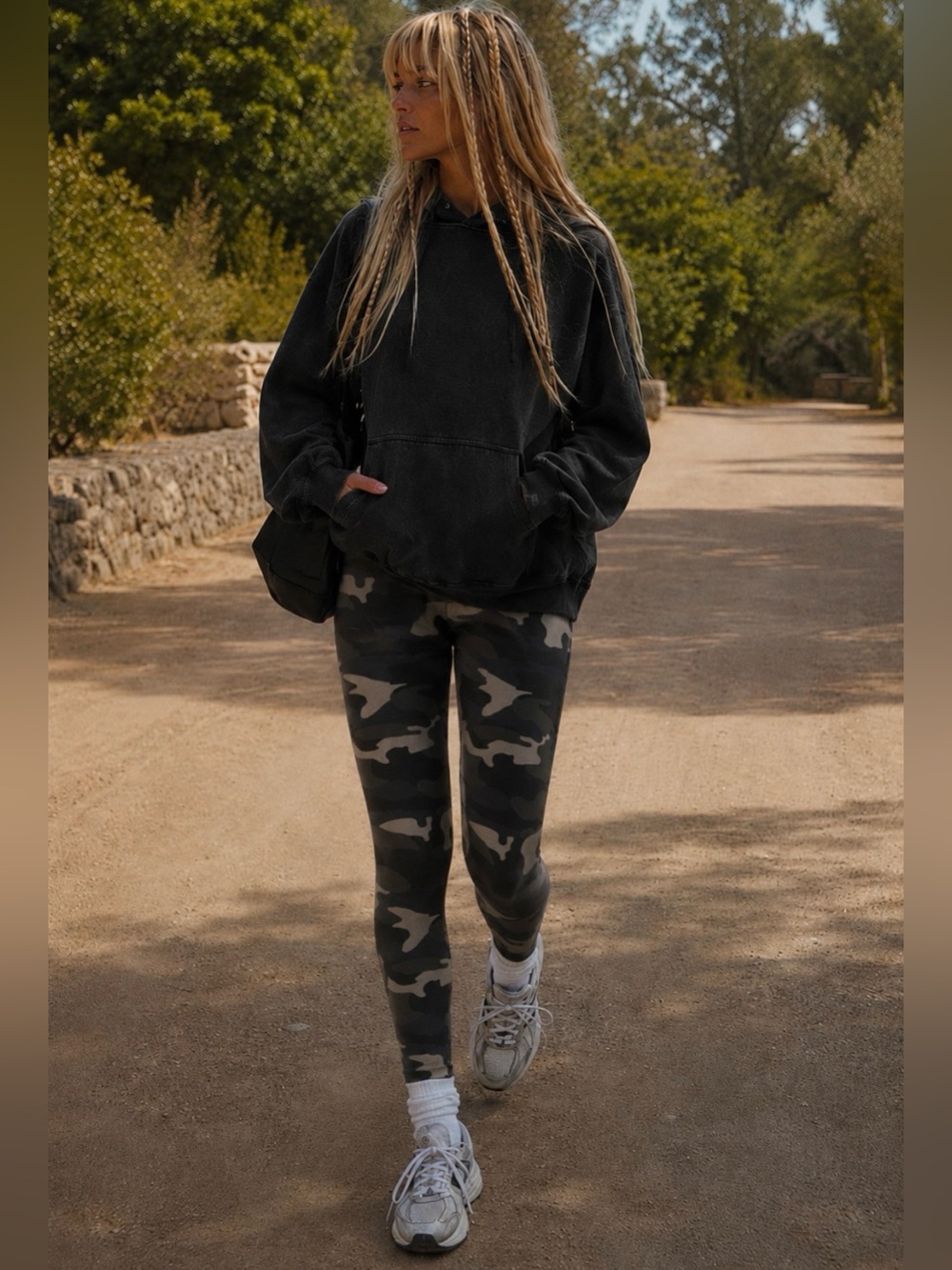 NWT Ragdoll LA High Rise Camo Legging